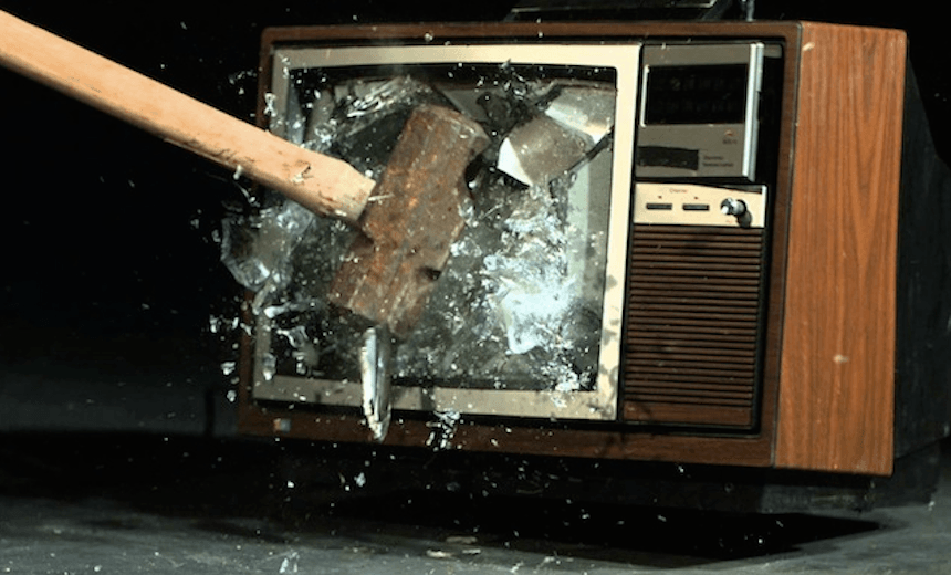 Monitor: Like an Arrow Through the Heart – Why Do We Love to Hate-Watch?