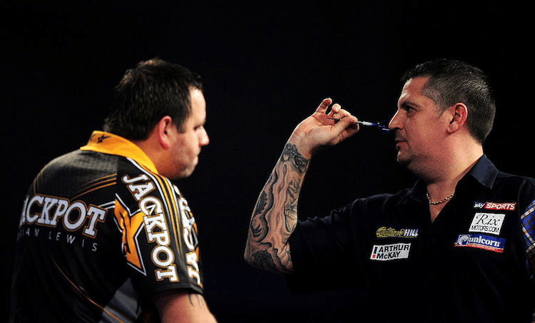 LONDON, ENGLAND - JANUARY 03:  Gary Anderson of Scotland prepares to throw during the final match against Adrian Lewis of England during Day Fifteen of the 2016 William Hill PDC World Darts Championships at Alexandra Palace on January 3, 2016 in London, England.  (Photo by Dan Mullan/Getty Images)
