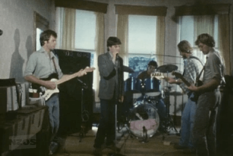 This is not The Verlaines 'Death and the Maiden' music video