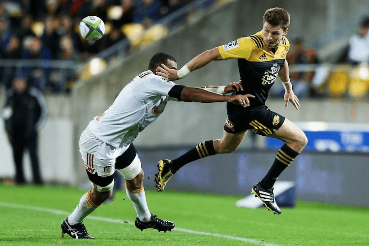 BEAUDEN BARRETT DOES SOMETHING A NORTHERN HEMISPHERE PLAYER WOULD NEVER DO. PHOTO / GETTY