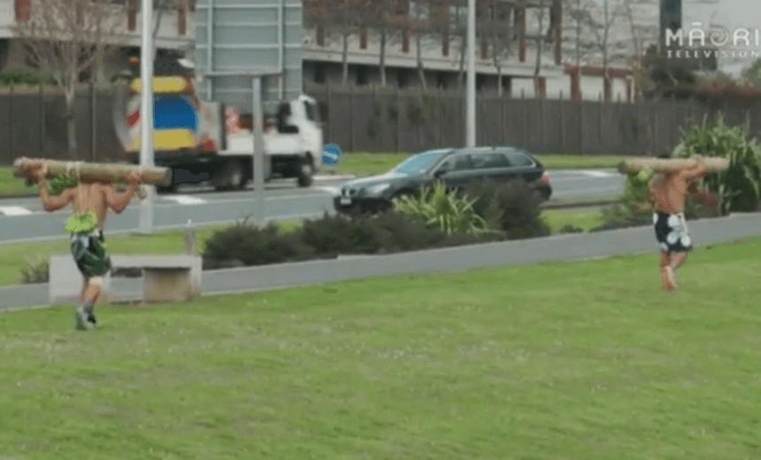 imageedit_205_2439343888