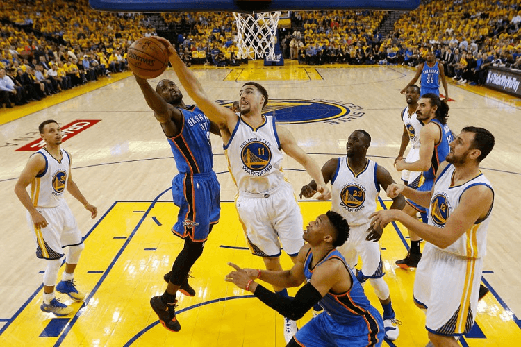 Klay Thompson can block shots too (Photo by Christian Petersen/Getty Images)