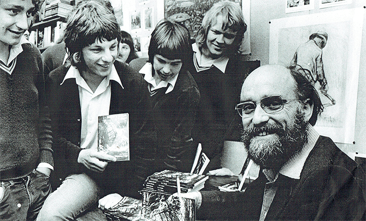 A YOUNGER AND MORE HIRSUTE CK STEAD IN 1977 SURROUNDED BY SOME COOL LOOKING DUDES 