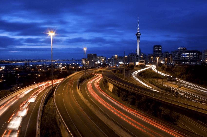 Rush hour traffic in Auckland City