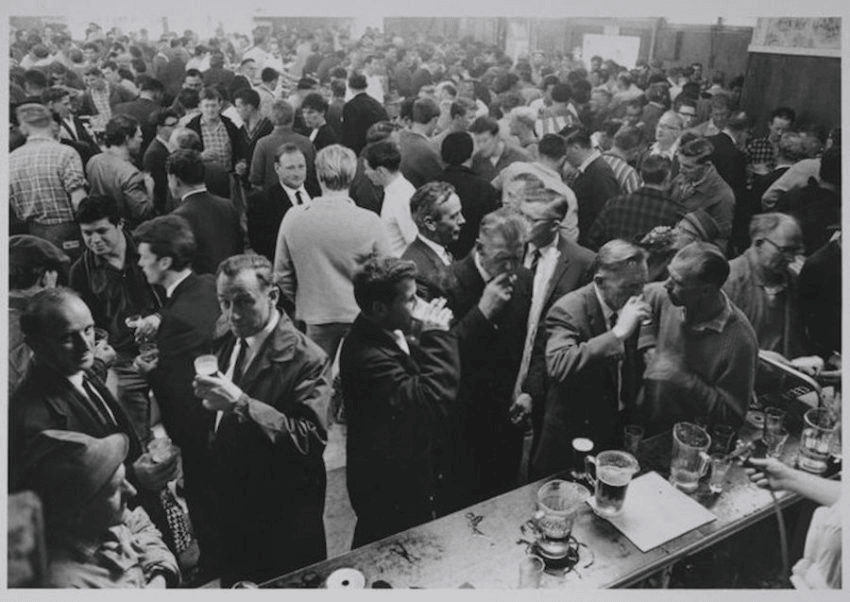 Evening Post (Wellington, N.Z.). The Evening Post (Newspaper) :Photograph of people drinking at the Porirua Tavern. Ref: PADL-000185. Alexander Turnbull Library, Wellington, New Zealand. http://natlib.govt.nz/records/22348242