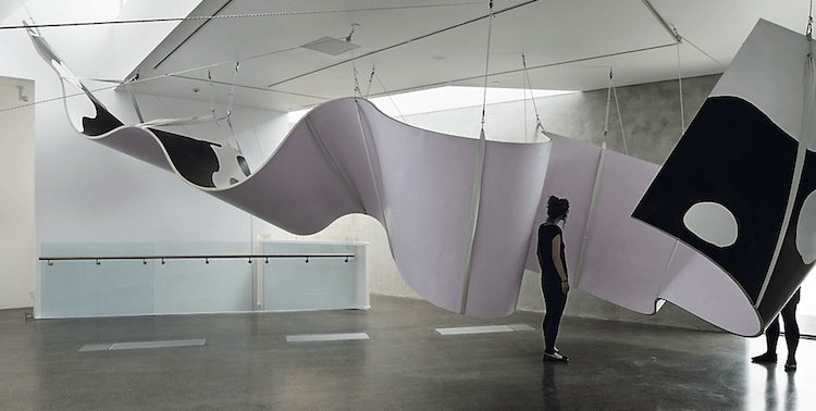 Judy Millar, two installation views of ‘The Model World’, Te Uru Waitakere Contemporary Gallery, Titirangi, 2015. Courtesy of the artist and Te Uru Waitakere Contemporary Gallery. Photograph by Simon Devitt. 