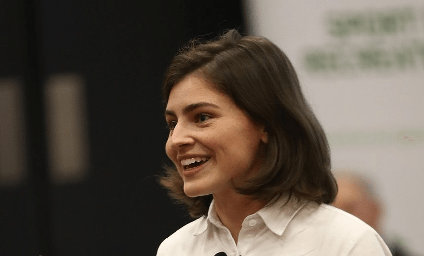 Chlöe Swarbrick at a 2016 mayoral debate. (Image: Getty Images) 
