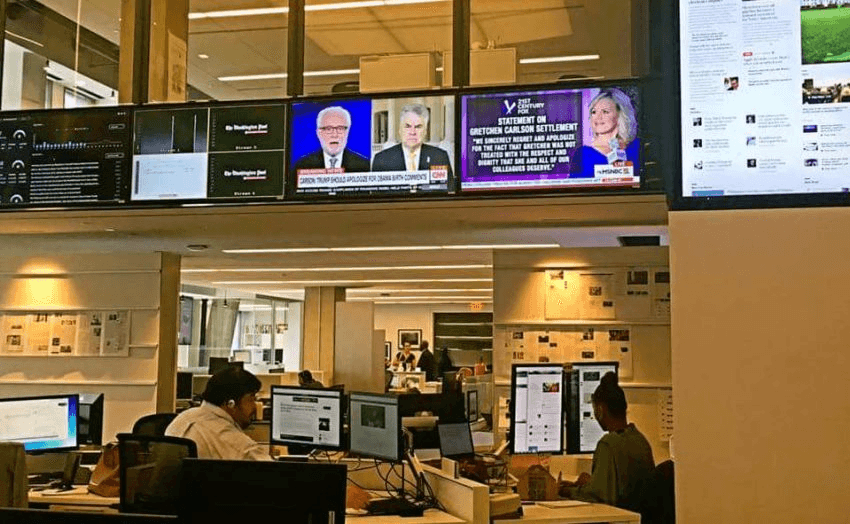 inside the Washington Post newsroom. Photo: Xiaojuan Miao
