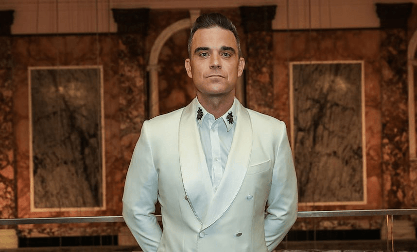 LONDON, ENGLAND – OCTOBER 10:  Robbie Williams attends the Attitude Awards 2016 at 8 Northumberland Avenue on October 10, 2016 in London, England.  (Photo by David M. Benett/Dave Benett/Getty Images ) 
