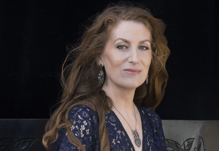 catherine-chidgey-blue-dress-by-fiona-pardington-2016