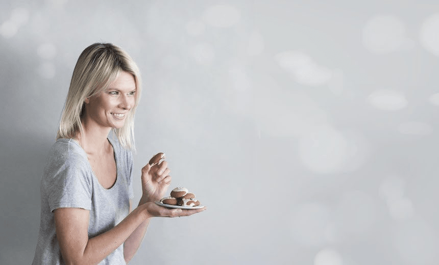 I don’t want to go to Chelsea: Delaney Mes chokes on Chelsea Winter’s recipes