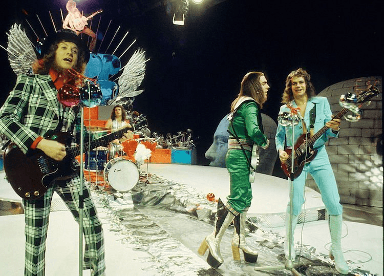Slade perform on a Christmas TV show in the Netherlands, December 1973. (Photo: Gijsbert Hanekroot/Redferns via Getty Images)