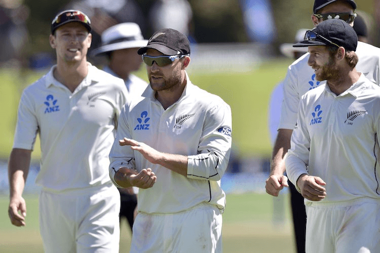 Brendon McCullum enjoying a game of cricket with Matt Henry and Kane Williamson (Photo: MARTY MELVILLE/AFP/Getty Images)