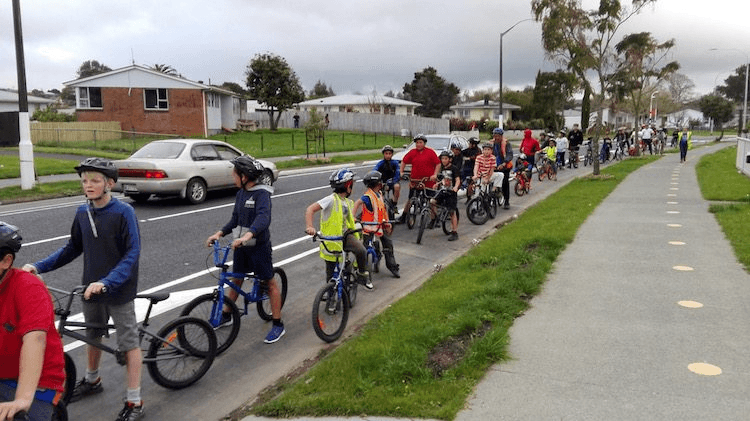 At the launch of Mangere Bike Fit, October2015. Photo: Mangere Bike Fit/ Triple Teez (via Facebook)..
