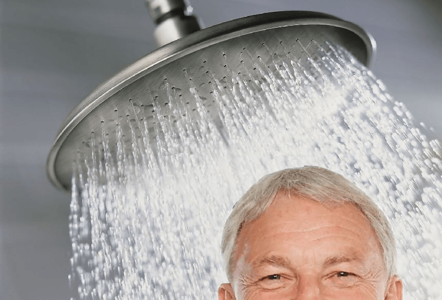 Live shot of Phil Goff in the shower earlier today.