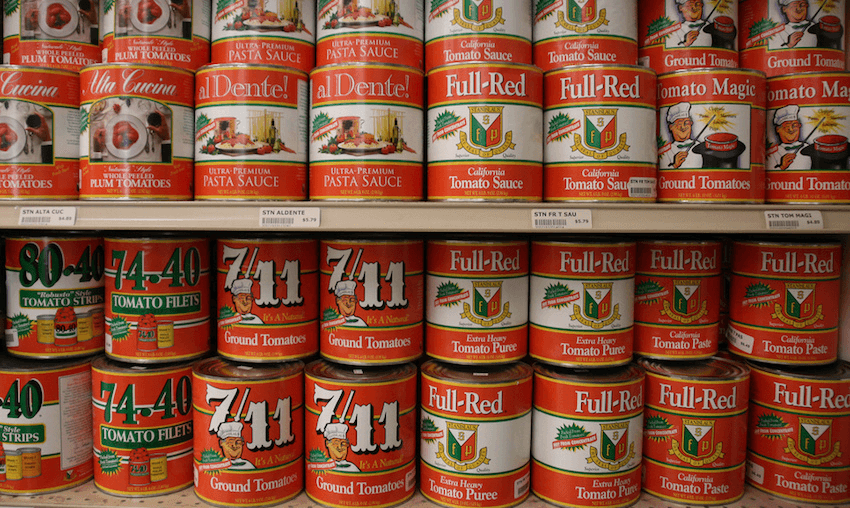 Tinned tomatoes (Paul Sableman CC-BY-2.0) 
