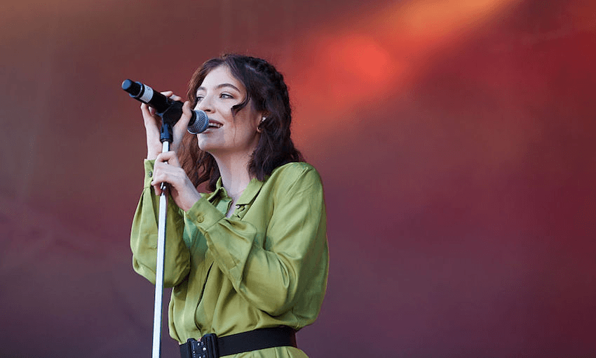 Lorde performs at the iHeartRadio Beach Ball on September 3, 2017 in Vancouver, Canada.  (Photo: Andrew Chin/Getty Images) 
