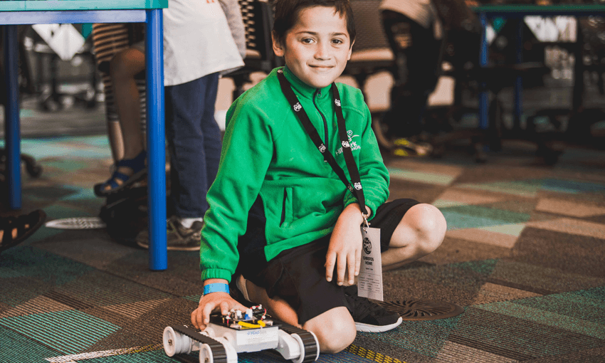 OMGTech! MIT (supplied)