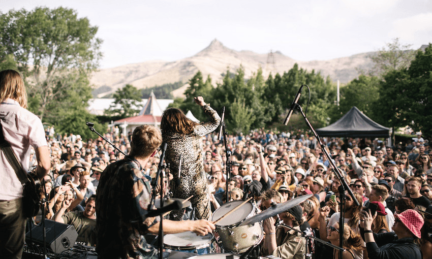 LIAM FINN AT NOSTALGIA FESTIVAL 2017 (PHOTO: Naomi Haussman) 
