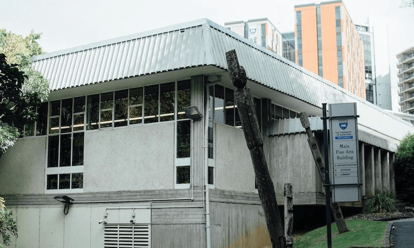 Elam Fine Arts Library. Photo: Reilly Hodson