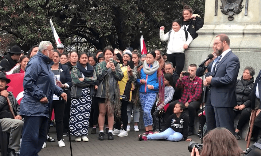 A Tauranga Moana kaumatua challenges Andrew Little at Parliament, Tuesday 15 May. Image: RNZ 
