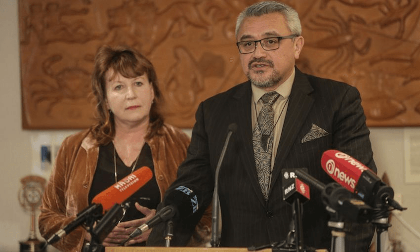 RNZ Chair Jim Mather and Clare Curran (image: RNZ)