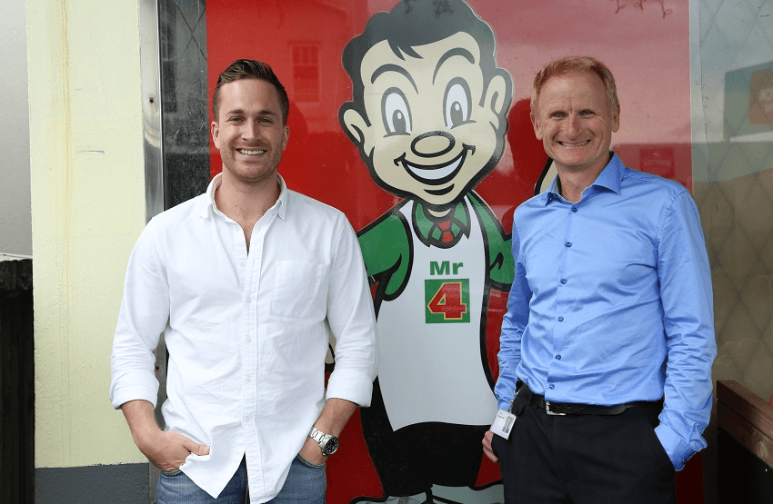 Imagr’s William Chomley (L) and Foodstuff CIO Peter Muggleston. After the highly public Four Square trial the company is not going ahead with SmartCart. (Photo: supplied.) 
