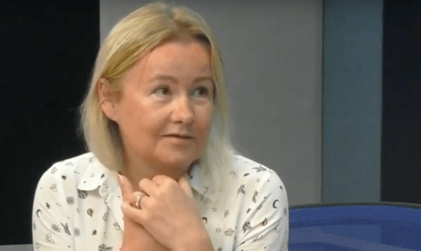 Karel Sroubek’s mother Mila in the Checkpoint studio (Image: Radio NZ)