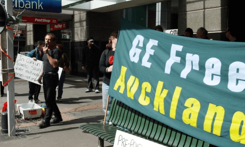 Anti GE protesters in Auckland at the height of debate in 2003 (Photo: Michael Bradley, Getty Images)