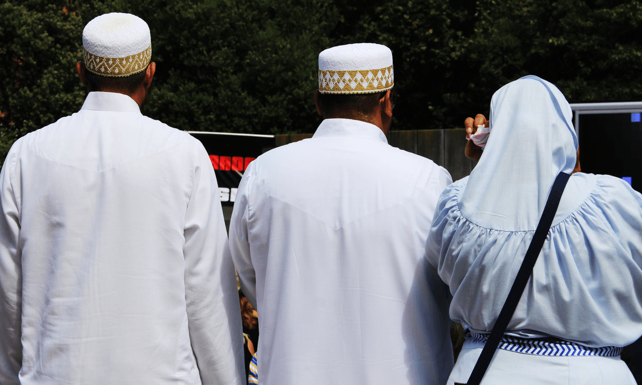 Attendees at the Auckland vigil for those lost in the terrorist attacks on Christchurch mosques. Photo: Jihee Junn 

