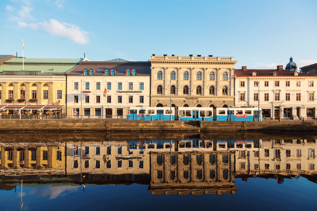 Gothenburg removed cars from the streets and the people came back (photo: Getty Images).