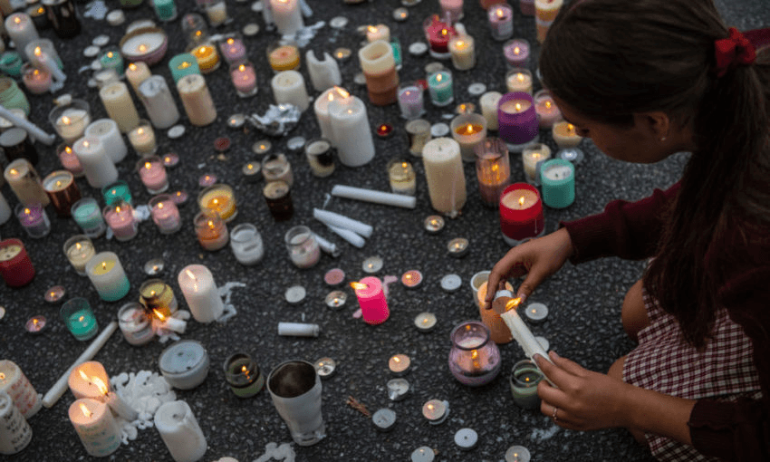 Candles left near Al Noor mosque, Christchurch, on March 18 2020 (Photo: Carl Court/Getty Images) 
