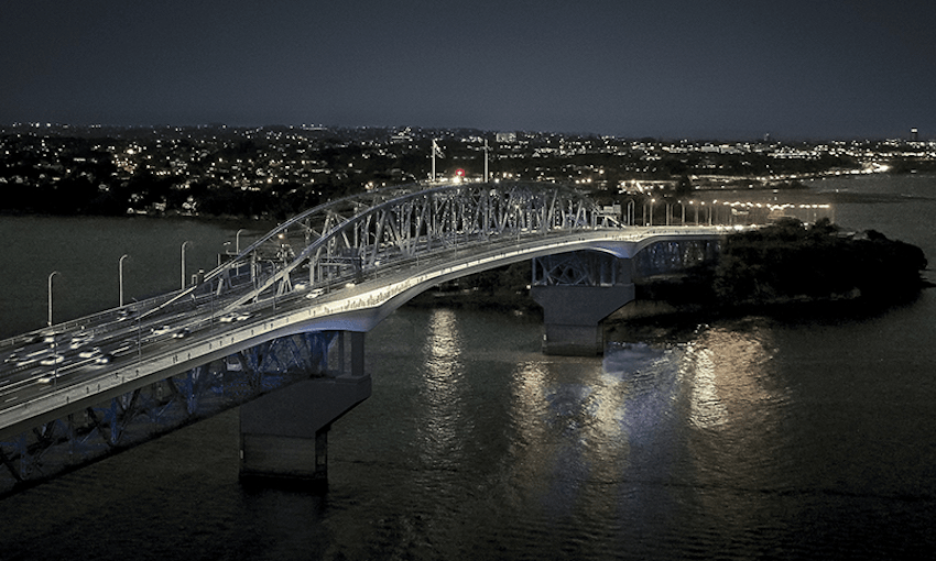 Image of the proposed pathway across the Auckland Harbour Bridge (Artist’s impression, NZTA, 22 May 2019) 
