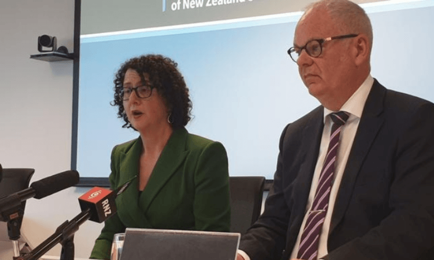 Outgoing Stats NZ boss Liz MacPherson and State Services Commissioner Peter Hughes (Radio NZ, Charlie Dreaver)  
