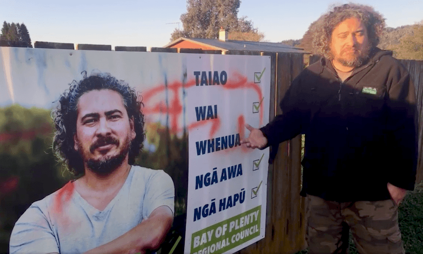 Former actor and TV journalist Toi Iti has read and interpreted the signs. Image: Facebook