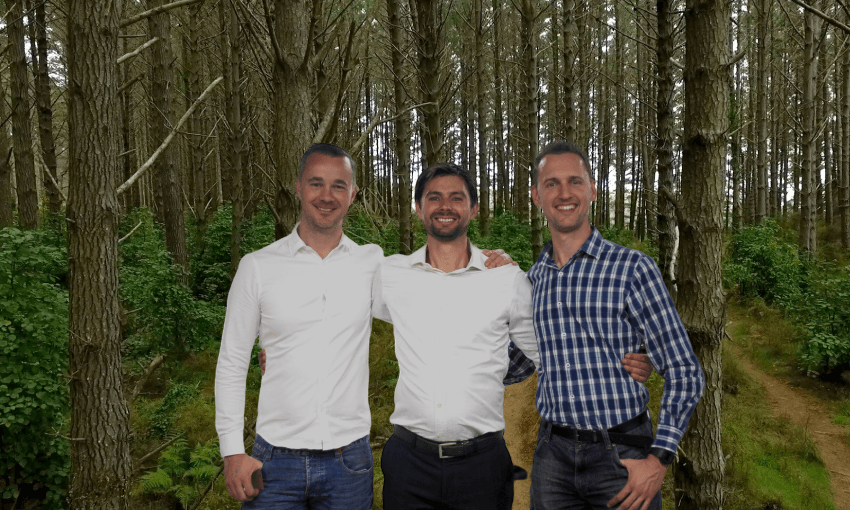 From left to right: Paul Brady, Dave Rouse, and Jan Czaplicki