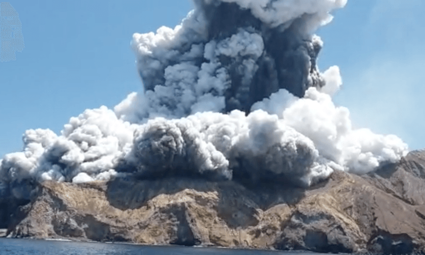 A still from a video taken from a boat passing Whakaari/White Island as it erupted (Photo: Supplied) 
