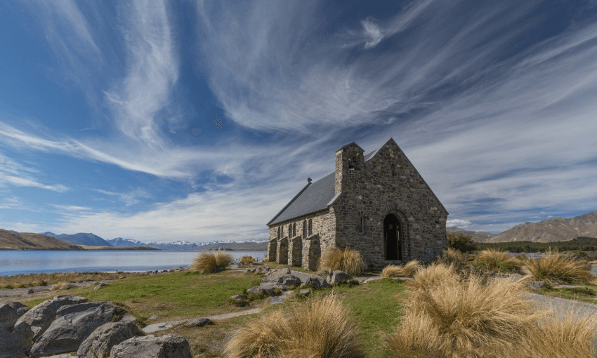 The lockdown sanctuary at Lake Tekapo | The Spinoff