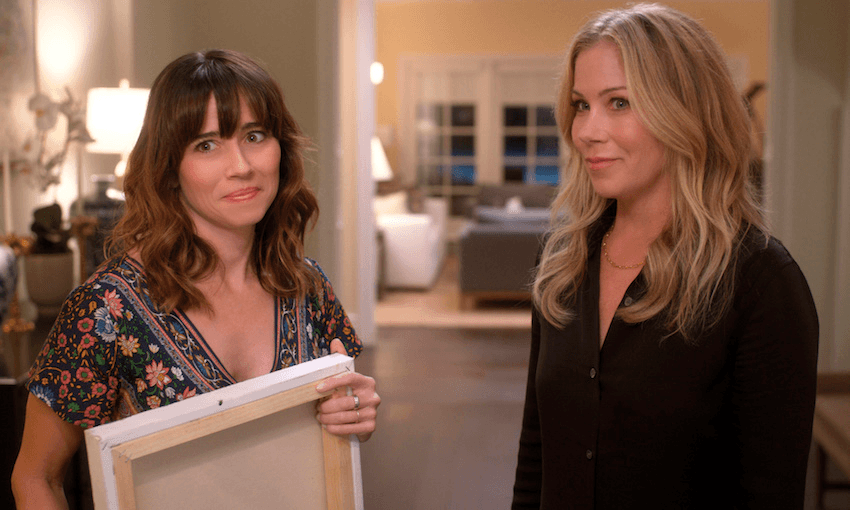 Netflix’s Dead to Me seems to have built its entire show around the talents of its two stars, Linda Cardellini and Christina Applegate. (Photo: Netflix)
