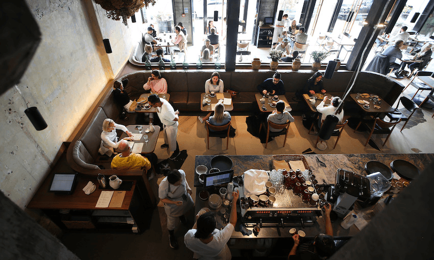 Alert level two-compliant dining at Amano in Auckland’s Britomart on the night of Sunday, May 17 (Photo: Fiona Goodall/Getty Images) 
