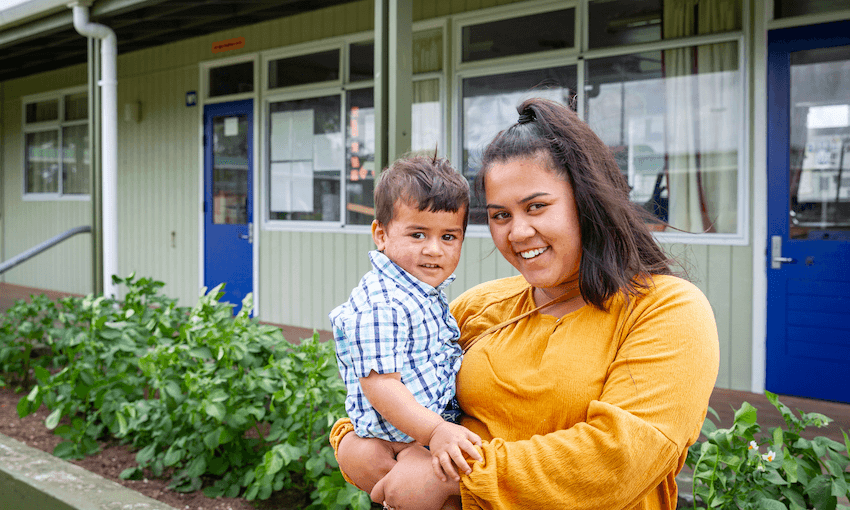 Dru and baby Areka, both featured as part of TVNZ’s High Schools Mum. (Photo: TVNZ) 
