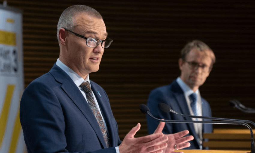 Health minister David Clark and director general of health Dr Ashley Bloomfield at Parliament on May 13 (Photo: Mark Mitchell – Pool/Getty Images) 
