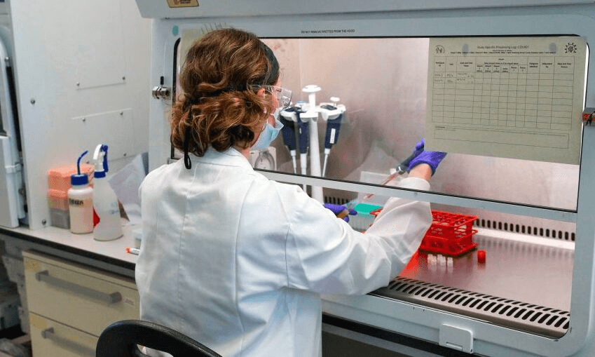 The two trials have shown that both the Oxford/AstraZeneca vaccine and the Beijing Institute/CanSino vaccine are safe over the short term and that the majority of healthy people mount an immune response (Photo: STEVE PARSONS/POOL/AFP via Getty Images) 
