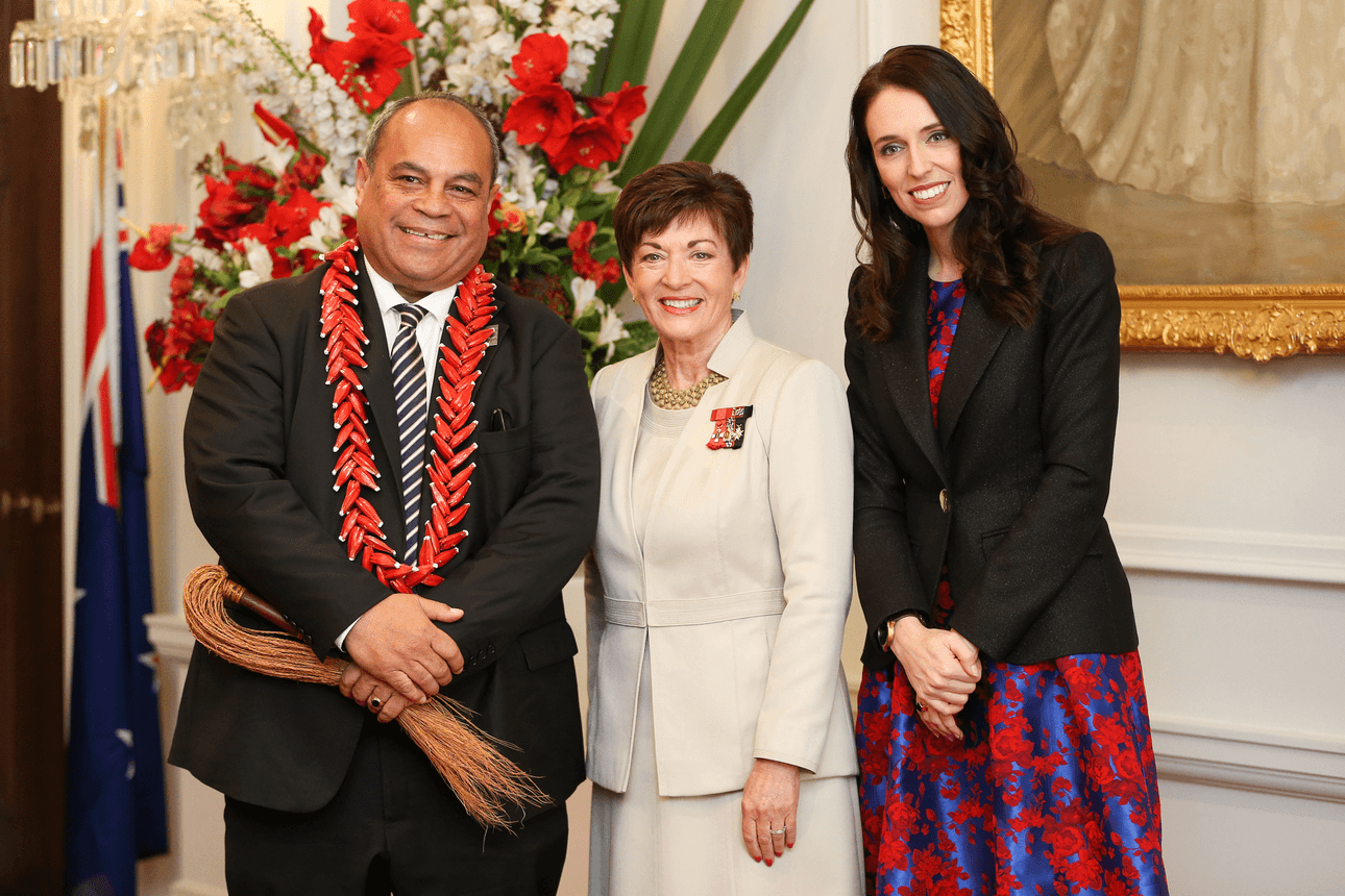 Prime Minister Jacinda Ardern, Labour MP Aupito Su’a William Sio and Governor-General Dame Patsy Reddy during a swearing-in ceremony in 2017 (Photo: Hagen Hopkins/Getty) 
