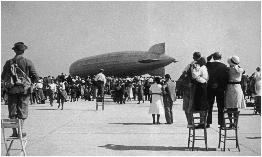 1931, the Count Zeppelin lands near Vienna, Austria (Photo: Imagno/Getty Images) 
