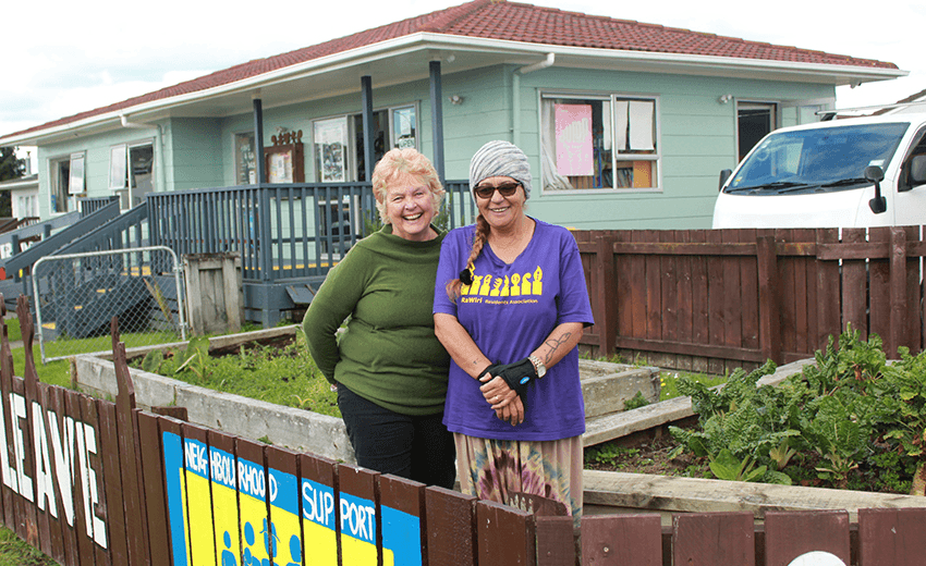 Colleen Brown, left, and Liz Kiriona have formed a special bond as they’ve run the Rawiri Community House. (Photo: Justin Latif) 
