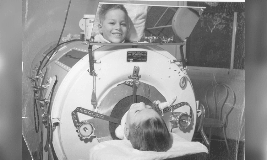 An American child in an iron lung, January 1955 (Photo: Getty) 

