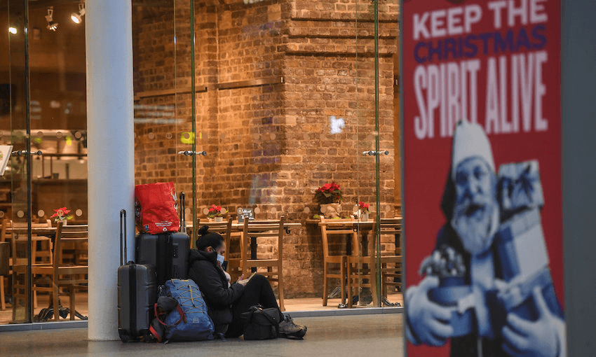 London’s St Pancras train station on December 20, as the city was placed into a Tier 4 lockdown (Photo: Peter Summers/Getty Images) 
