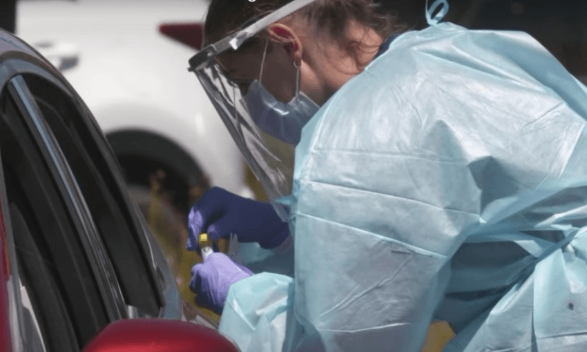 A health worker giving a Covid test in Northland (Radio NZ)