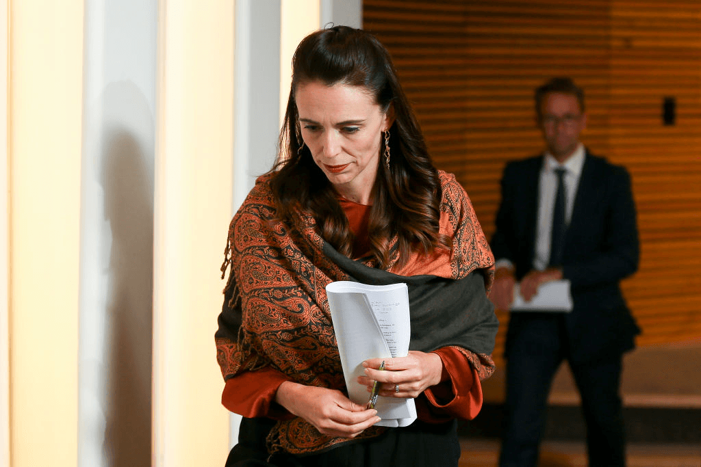 Jacinda Ardern and Ashley Bloomfield.  (Photo by Hagen Hopkins/Getty Images) 
